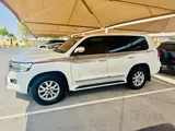 Doctor Owned  Landcruiser GXR V8 For Sale